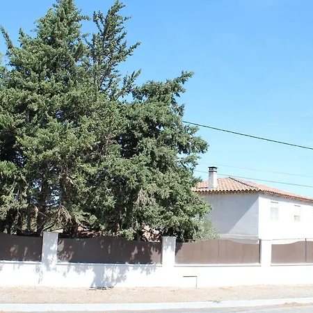 Chez Claudia Et Serge Bed & Breakfast Vernegues