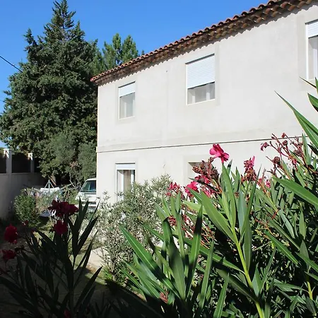 Chez Claudia Et Serge Bed & Breakfast *