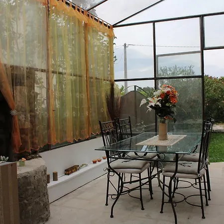 Bed & Breakfast Chez Claudia Et Serge *
