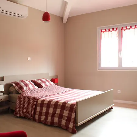 Bed & Breakfast Chez Claudia Et Serge